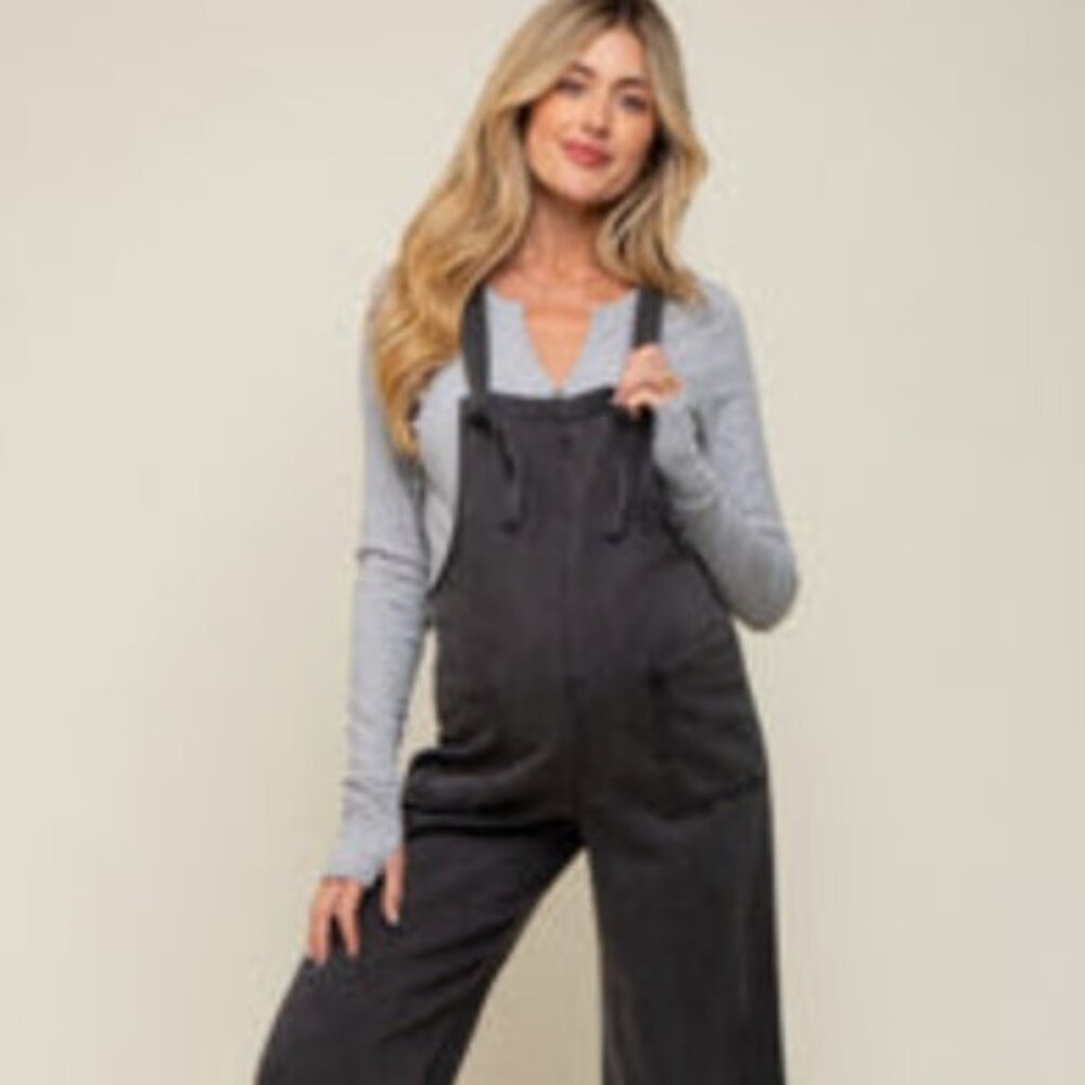 Black Front Pocket Cropped Maternity Overall